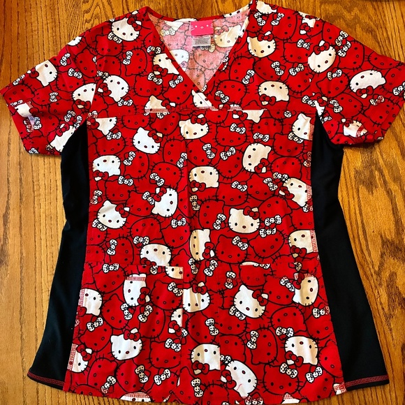 "Sanrio-Hello Kitty" scrub top, M, like new condition - Picture 4 of 9